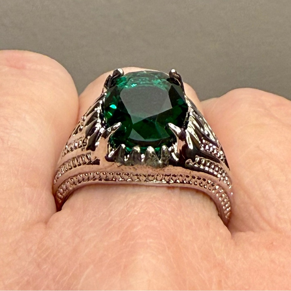 Ring - size 8.25 - silver tone stainless steel with green faux emerald stone New - Picture 3 of 9